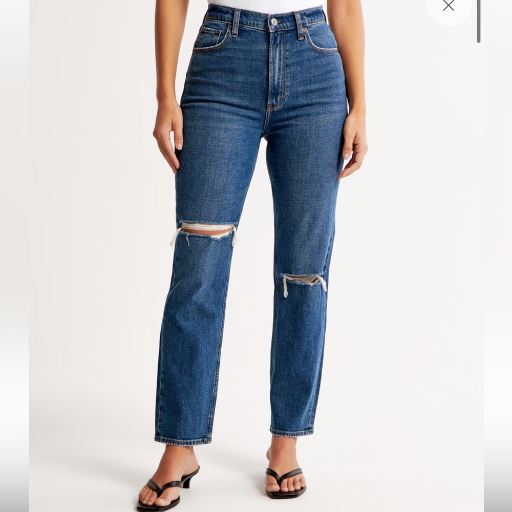 Abercrombie & Fitch Ultra High Rise Ankle Straight Jean (Curve Love)
